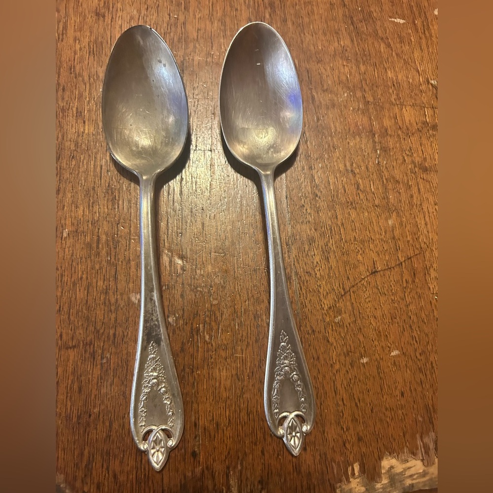 TWO 1847 Rogers Bros XS Triple Silverplate - OLD COLONY - CASSEROLE SPOONS